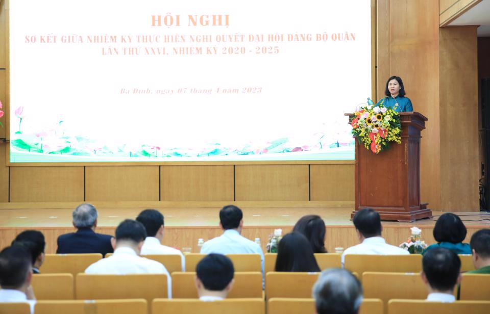 Nâng cao hơn nữa chất lượng sinh hoạt đảng, chăm lo đội ngũ cán bộ, đảng viên